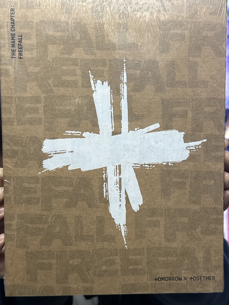 TXT Freefall con POB de Weverse