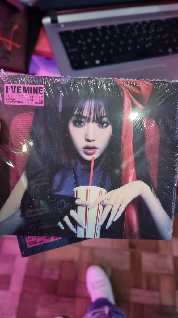 Ive Mine Digipack