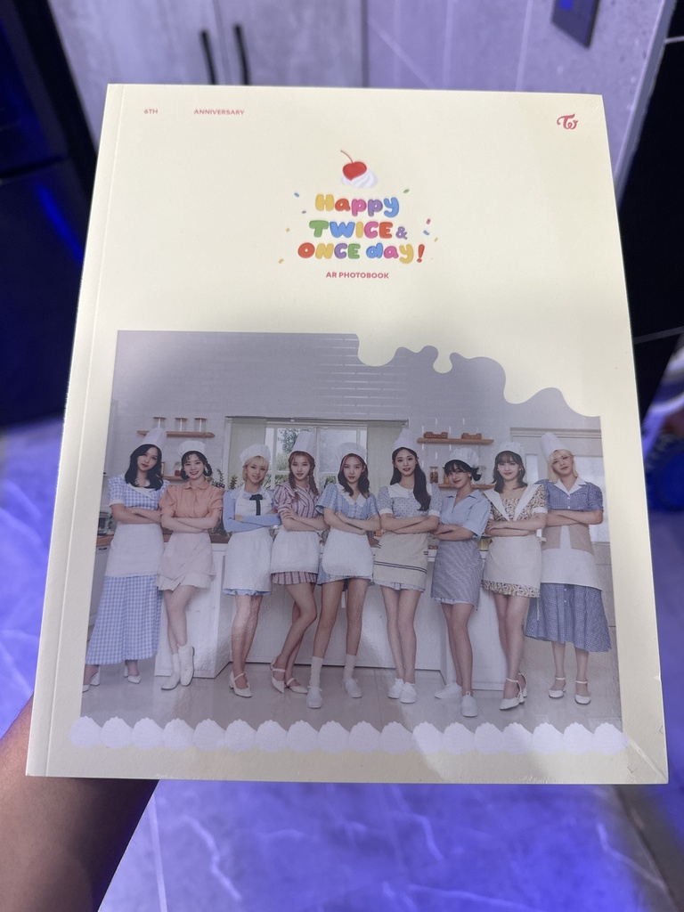 Twice Happy Twice Once Day! Ar Photobook