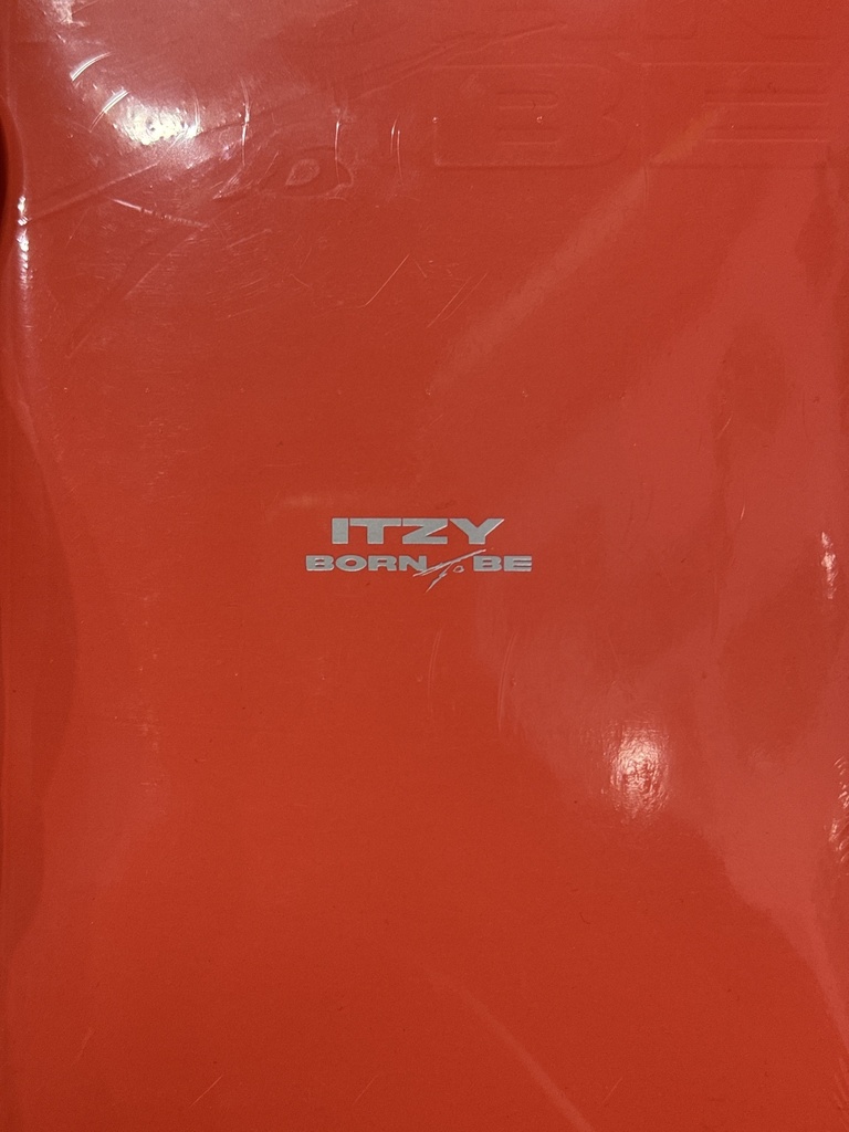ITZY BORN TO BE