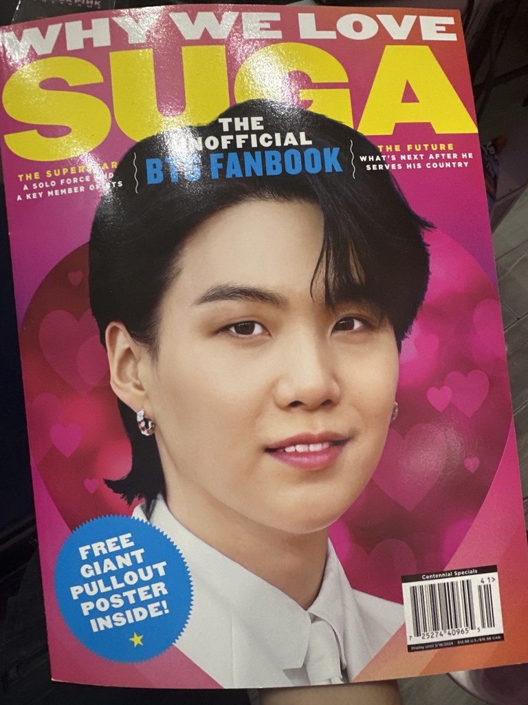 Revista BTS WHY WE LOVE SUGA