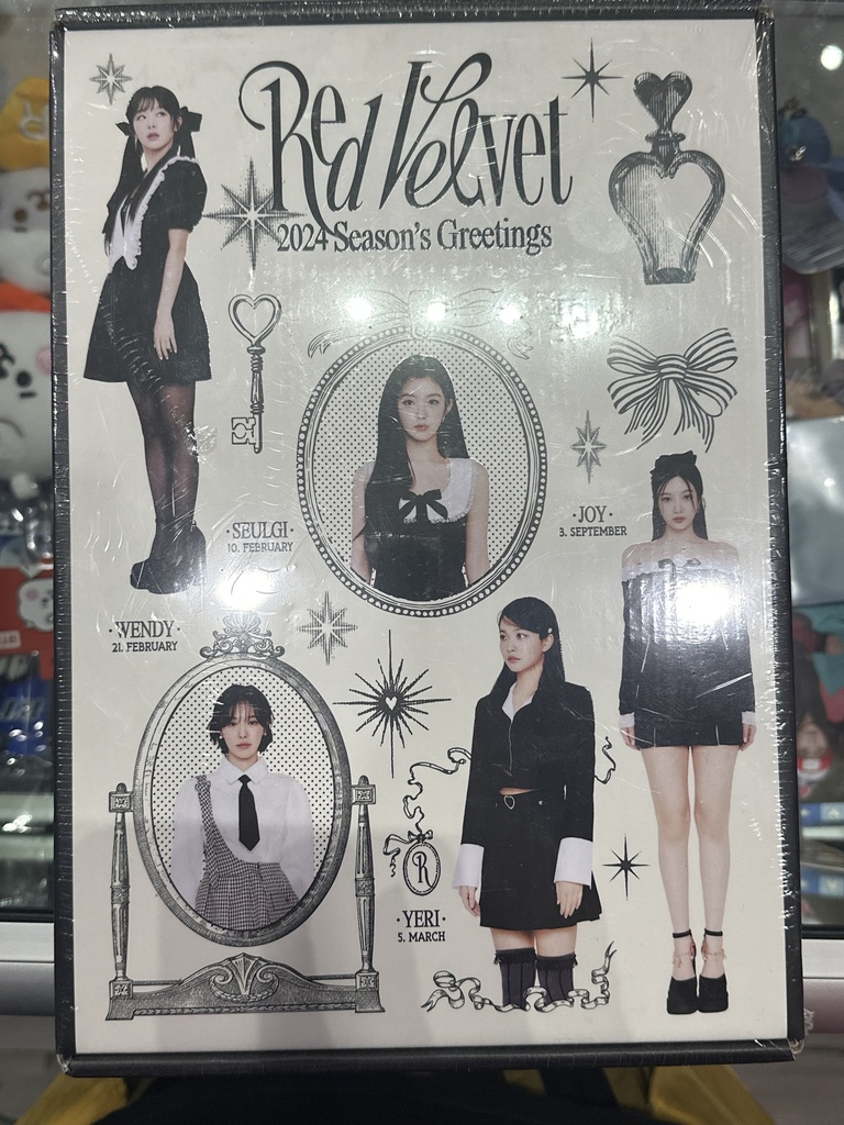Red Velvet Season Greetings 2024