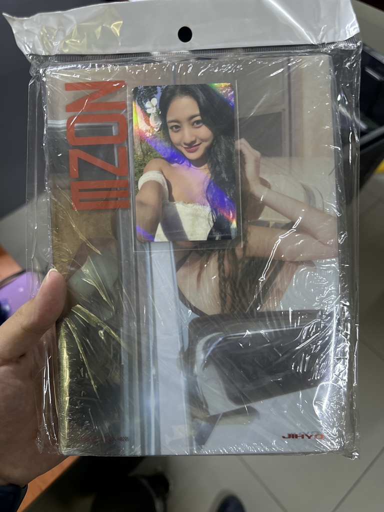 Withmyu Jihyo Zone con pre venta