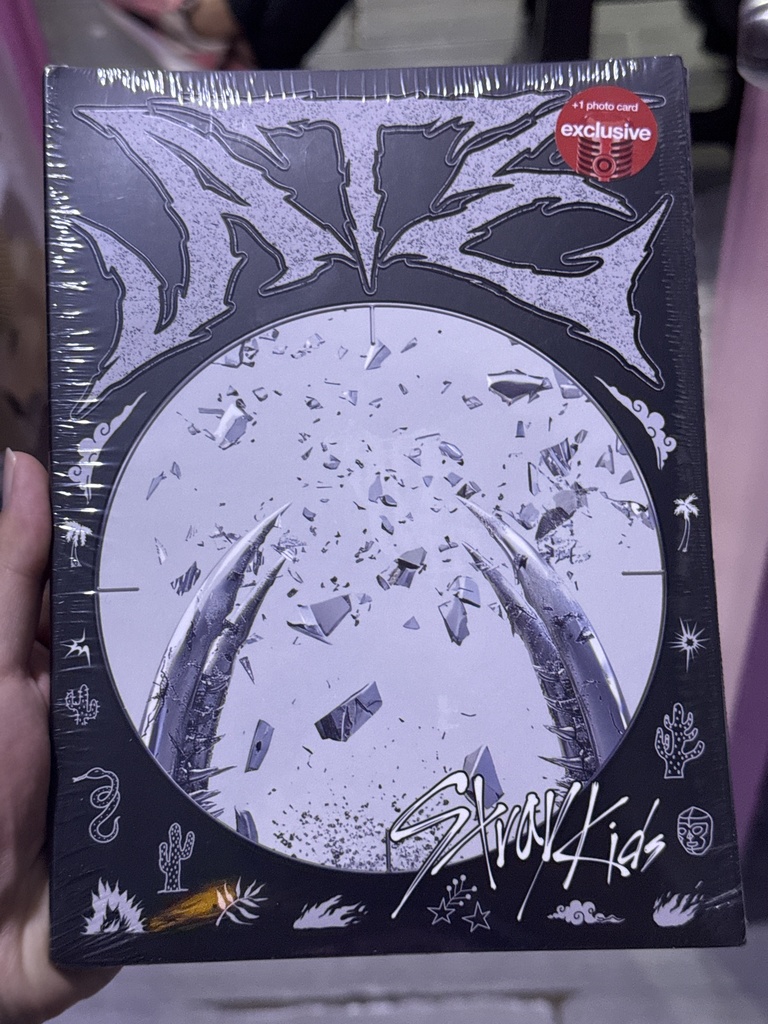 Stray Kids ATE Target