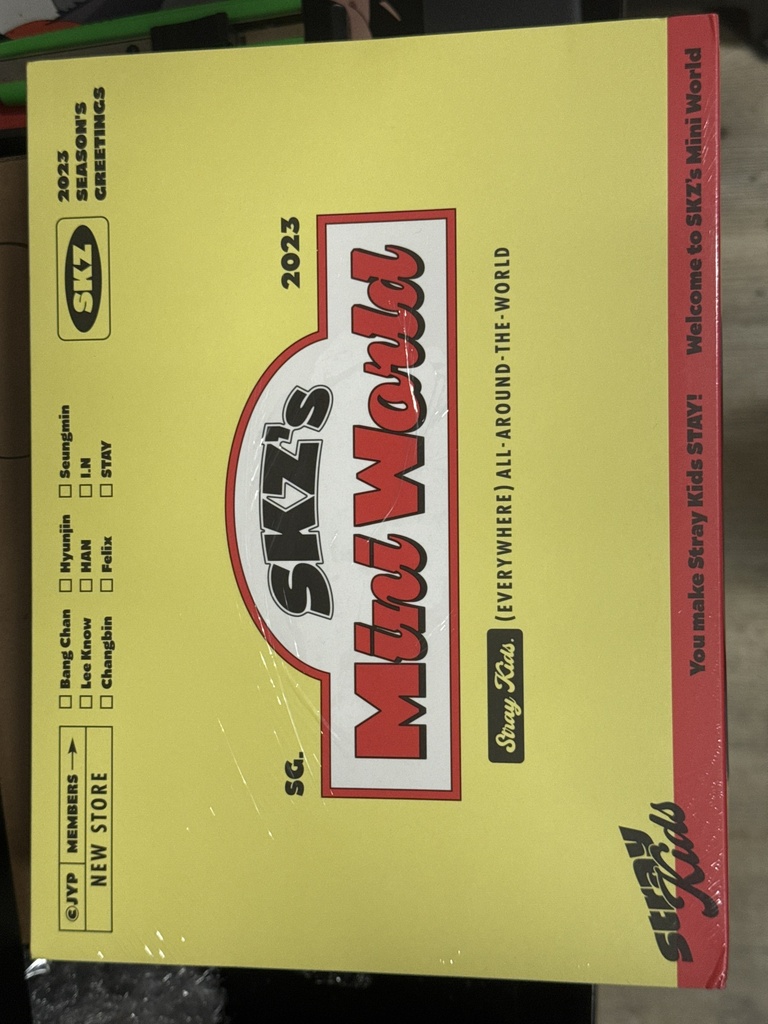 STRAY KIDS SEASON GREETINGS MINI WORLD 2023