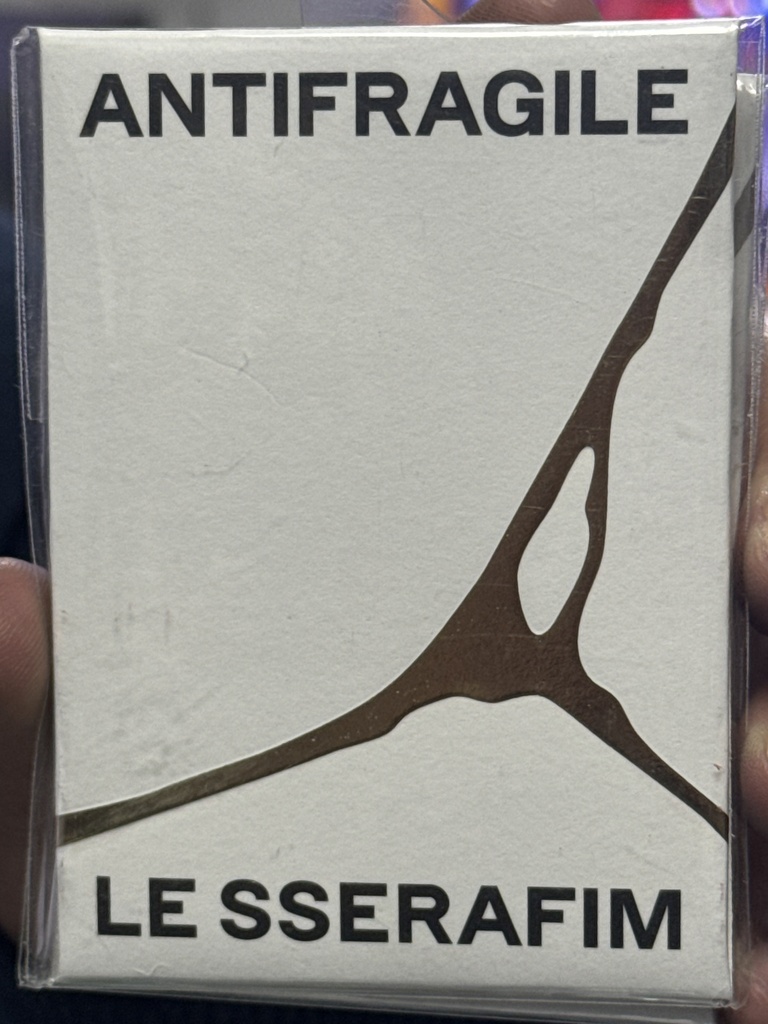 Le Sserafim Antifrigile Weverse