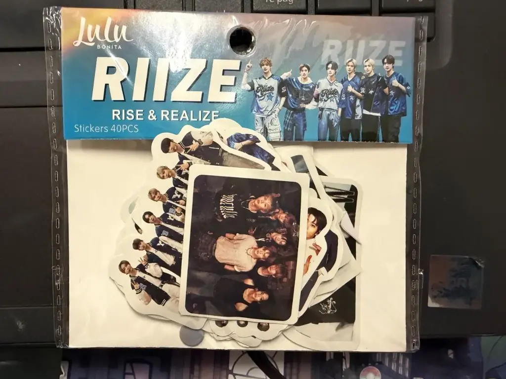 STICKERS CHICOS RIIZE (40 PCS) 