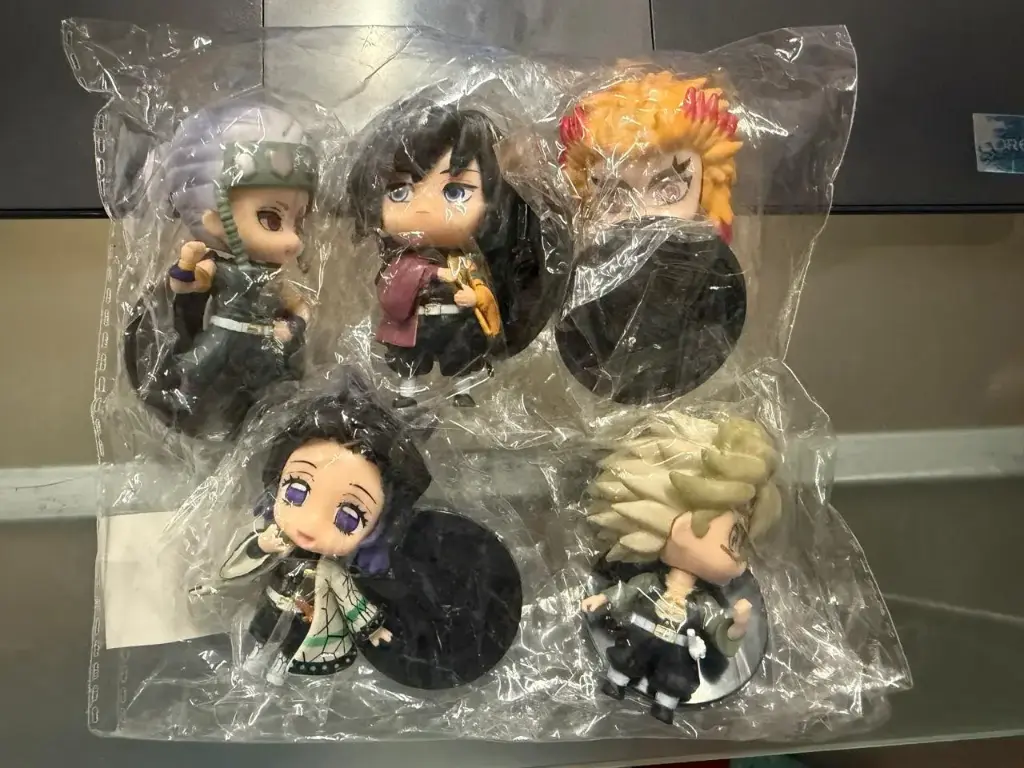 Anime Paquete de Figuras de Demon Slayer