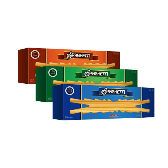 LE SSERAFIM SPAGHETTI Barnes & Noble Exclusive