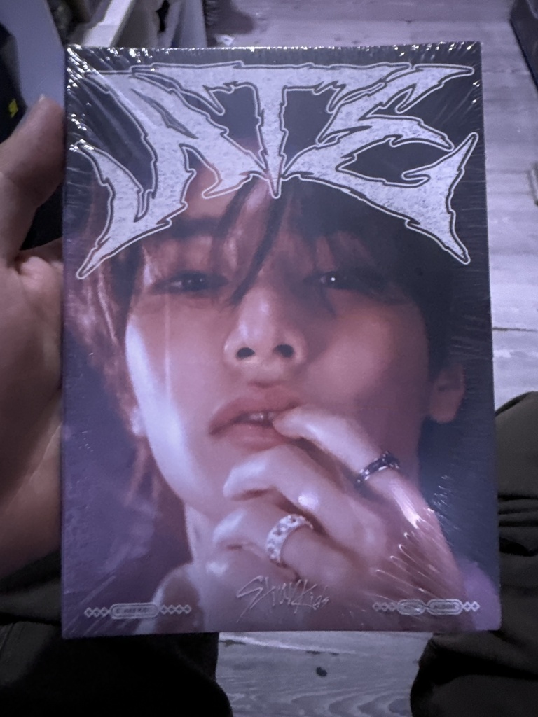 Stray Kids ATE Accordion Ver B&N