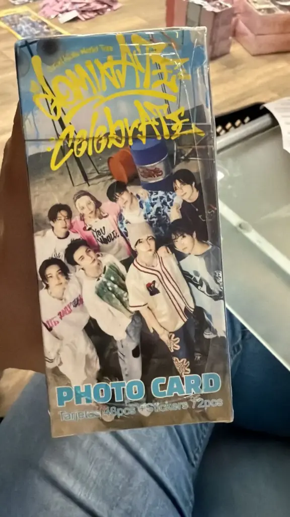 KPOP Photocards 48 pcs + 72 pcs stickers