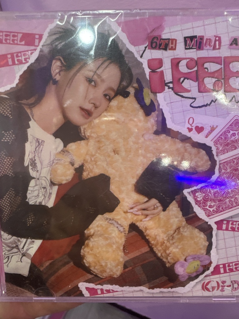 Gidle I Feel Jewel Case