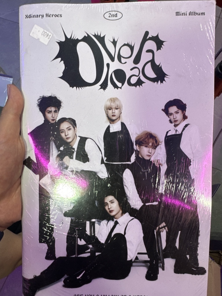 Xdinary Heroes Overload