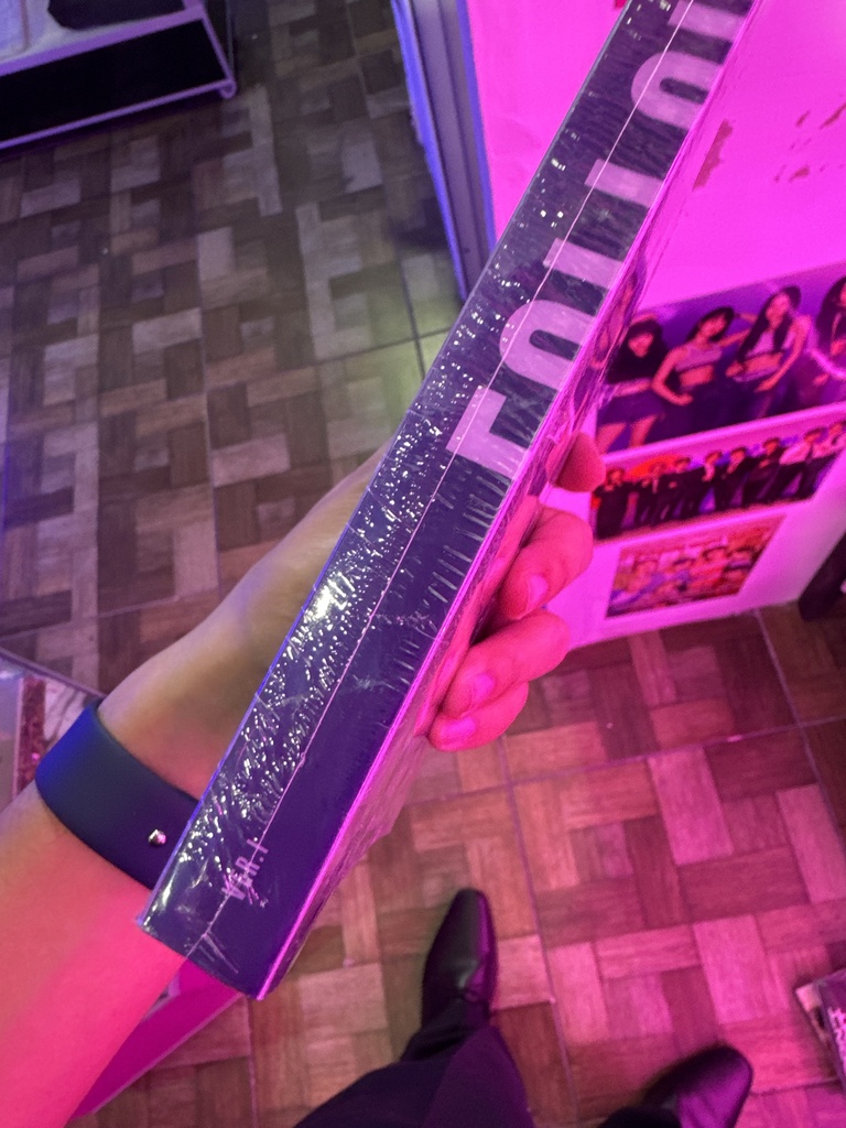 Monsta X - Follow Find You