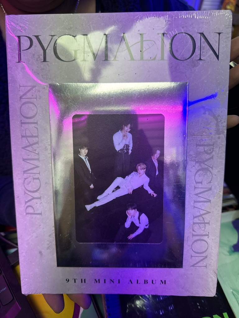 Oneus Pygmalion Versión Main