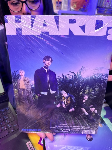 Shinee Hard Version Photobook