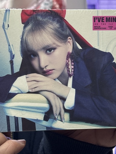 Ive Mine Digipack