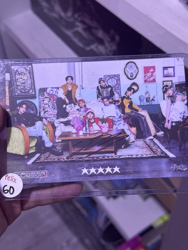 Stray Kids Postcard firmada
