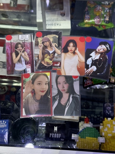 Photocard Twice Punto Rojo