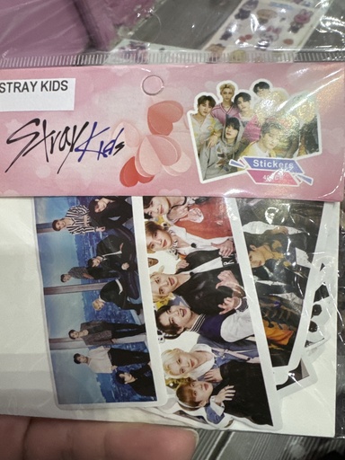 STICKERS CHICOS ASTRO (40 PCS)